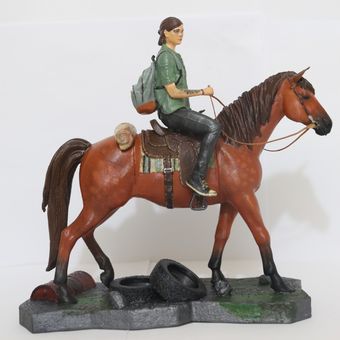 اکشن فیگور الی (ellie)