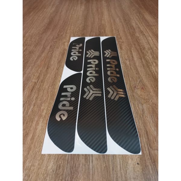 پارکابی خودرو لیزارد مدل کربن کد LZD-1502 مناسب برای پراید بسته 4 عددی*425