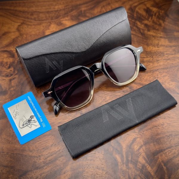 عینک آفتابی ویفرر زنانه آلبرت وگ مدل S31103C4 Acetate Avantgarde Visionary