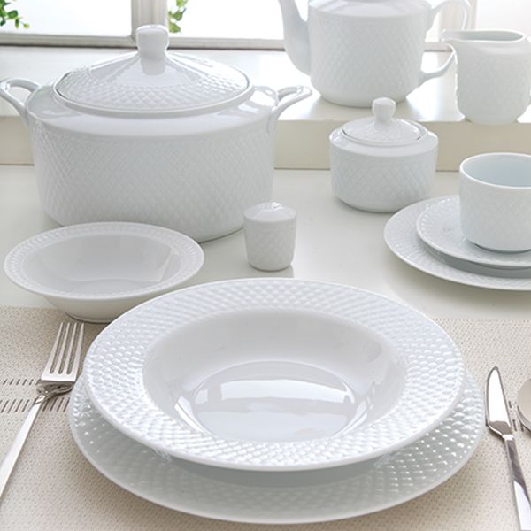 سرویس غذاخوری 102 پارچه چینی زرین ایران طرح رادیانس ساده درجه عالی