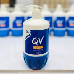 کرم مرطوب کننده پوست خشک کیووی QV Cream Repnishes dry skin