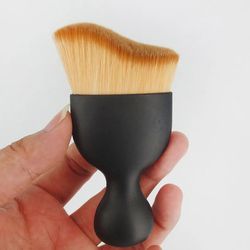 فرچه نظافت خودرو