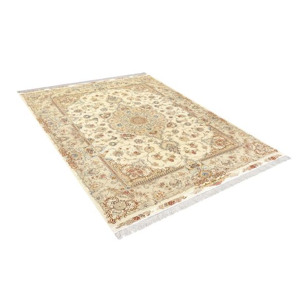 فرش ماشینی زانیس مدل 505 طرح علیا زمینه کرم