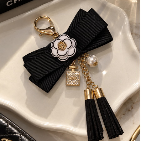 چارم بگ و جاسوییچی طرح شنل