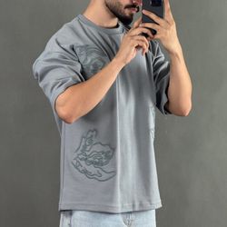 تیشرت فوم دوزی گل طوسی