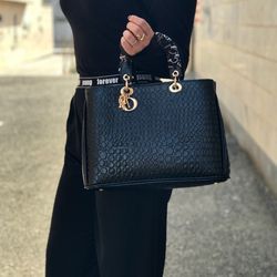 کیف زنانه Dior دیور وارداتی کد 1111