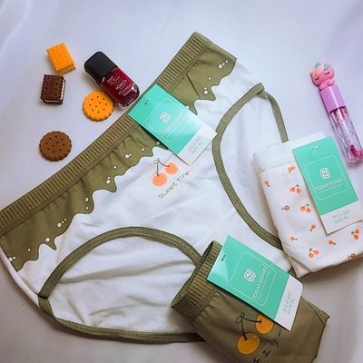 شورت زنانه عروسکی وارداتی طرح cherry