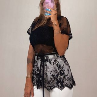 بلوز دانتل فرانسه و کراپNoir