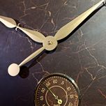 ساعت دیواری مدل گارنت کد 5477*727