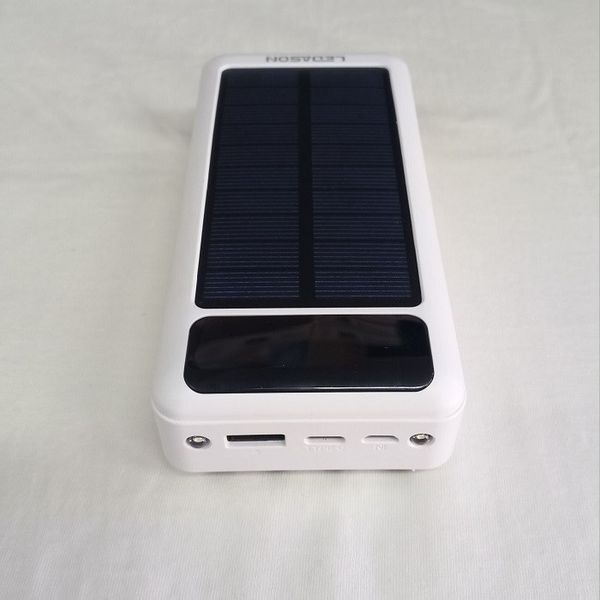 پاوربانک خورشیدی