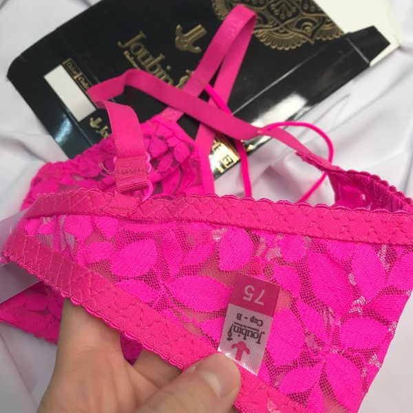 ست شورت و سوتین زنانه ژوبین مدل گیپوری طرح برگ رنگ سرخابی