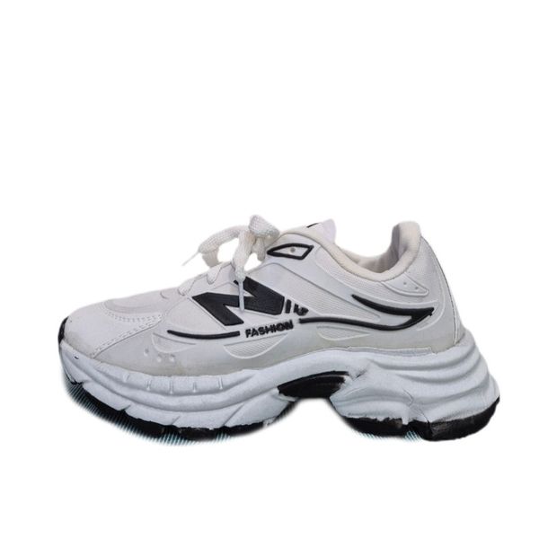 کفش باشگاه و تمرین زنانه مدل Amk368