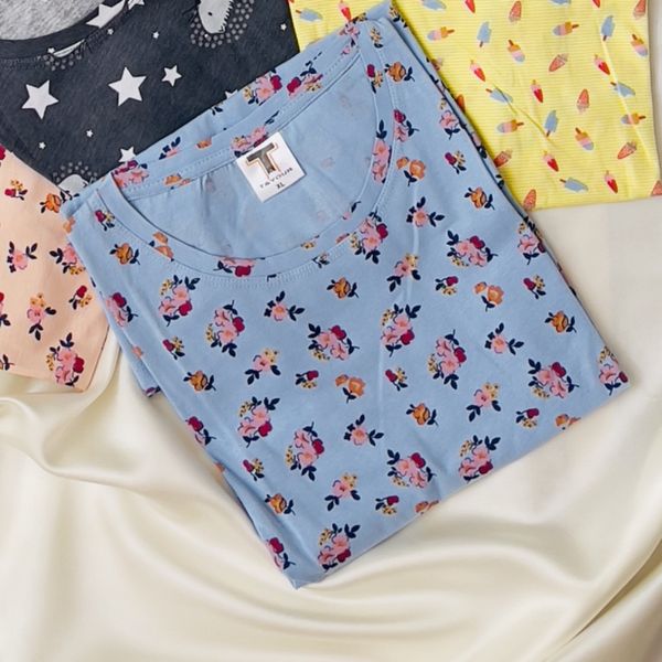 تیشرت نخی زنانه طرح گلگلی آبی برند T&Your (نرم و لطیف)