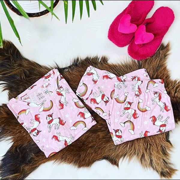 ست راحتی تیشرت شلوار طرح یونیکرنH&M