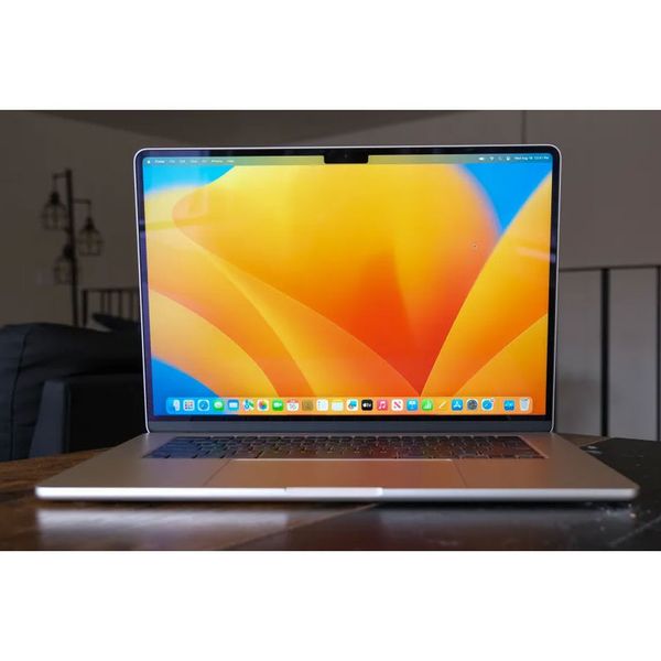 لپتاپ اپل مدل MacBook Air MW1L3 2025 LLA با پردازنده Apple M4، رم 16GB، حافظه SSD با ظرفیت 256GB، نمایشگر 15.3 اینچ Retina، دار