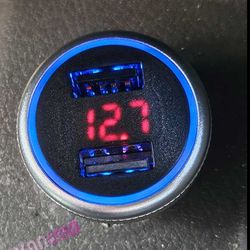 شارژر فندکی 5 ولت 2.4 آمپر 2 پورت (مانیتوردار)