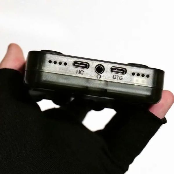 کنسول بازی پرتابل مدل R36S - اورجینال