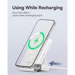 پاوربانک بی‌سیم 20 وات بیسوس مدل MagPro Magnetic Bracket 20w با ظرفیت 5000 میلی آمپر ساعت به همراه کابل USB-C به USB-C