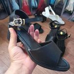 صندل پاشنه دار زنانه مدل کلاسیک