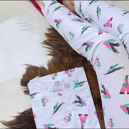 ست راحتی زنانه و دخترانهH&M