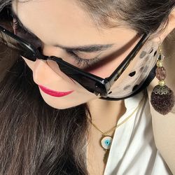 گوشواره منگوله پوم قهوه ای