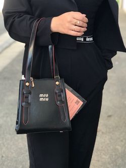 کیف زنانه مدل miu miu متوسط وارداتی