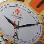 ساعت دیواری لوتوس مدل 056