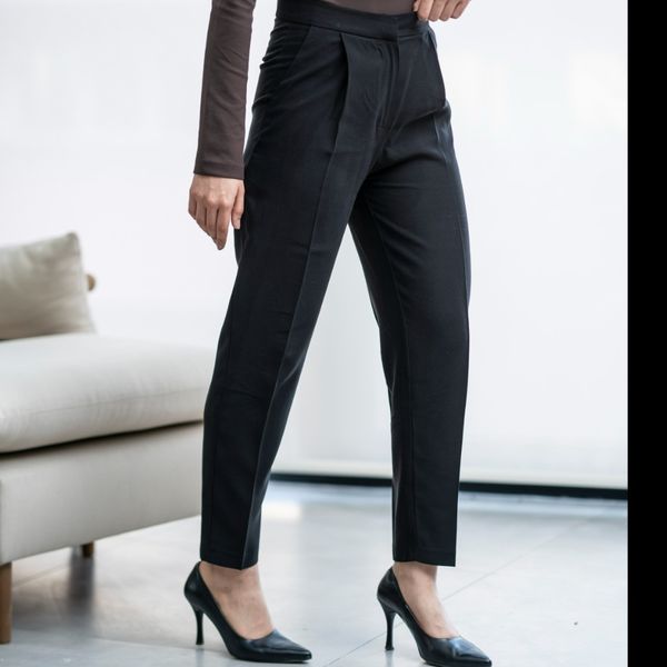 شلوار پیلی‌دار کتان مشکی