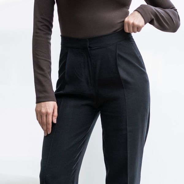 شلوار پیلی‌دار کتان مشکی