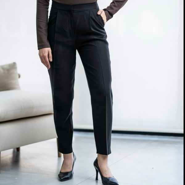 شلوار پیلی‌دار کتان مشکی