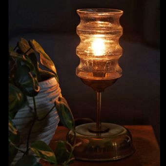 چراغ رومیزی برنجی و حباب آنتیک