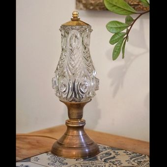 چراغ رومیزی برنجی