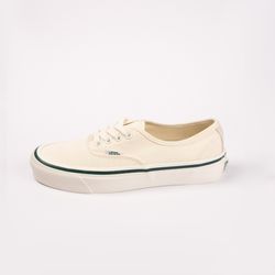 Vans authentic beige white
