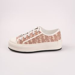 Walk n Dior Nude Sneaker
