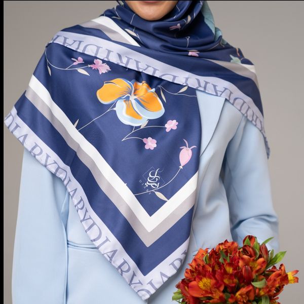 روسری طرح بنفشه ایرانی تیره