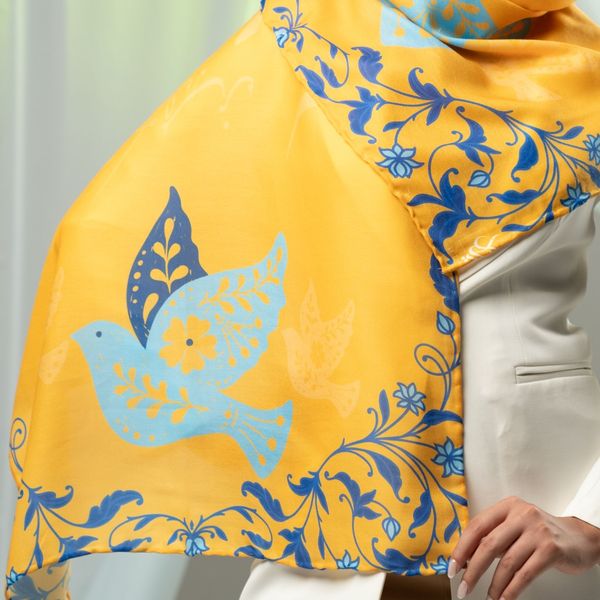 شال مرغ امین زرد رنگ