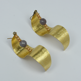 گوشواره دست ساز برنجی . طرح آیدا .