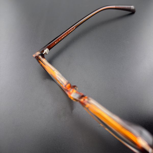 فریم عینک طبی مربعی آلبرت وگ
مدل S31103-C3-1 Acetate مناسب برای صورت گرد