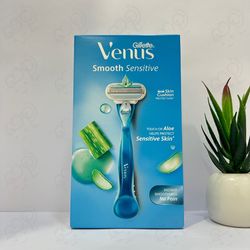 دسته تیغ ونوس مدلSmooth Sensitive