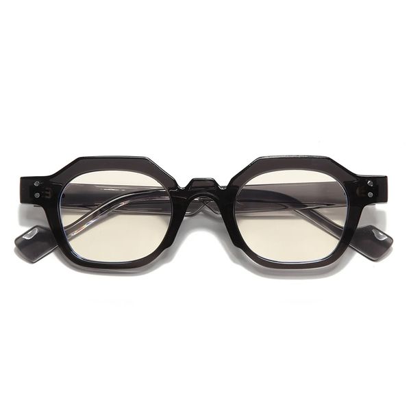 فریم عینک طبی ویفرر مدل SZ2002 Pearl River مناسب برای صورت گرد و بیضی