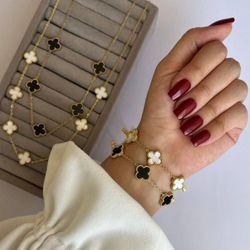 ست دستبند و گردنبند ونکلیف
