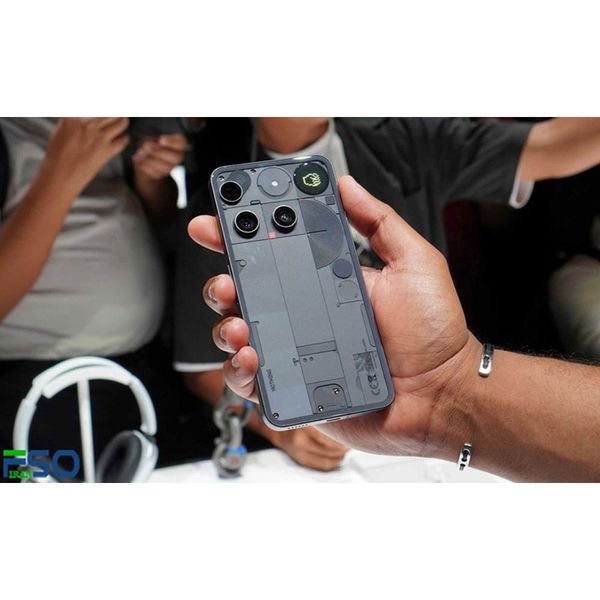 گوشی موبایل ناتینگ مدل Phone 3 دو سیمکارت ظرفیت 512 گیگابایت و رم 16 گیگابایت