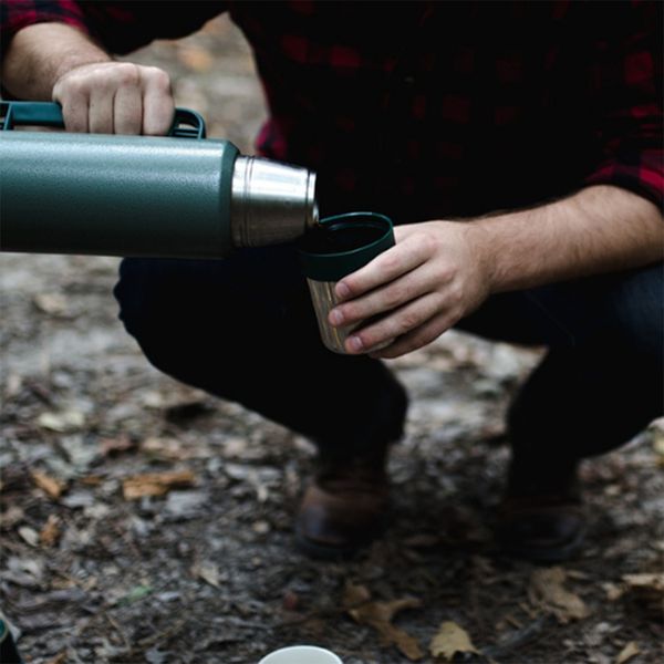 فلاسک استنلی مدل The Legendary Classic Bottle کد F 2021 گنجایش 1.4 لیتر