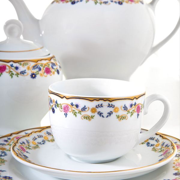 سرویس غذاخوری 102 پارچه 12 نفر چینی زرین ایران مدل گلستان سری ایتالیا اف درجه عالی