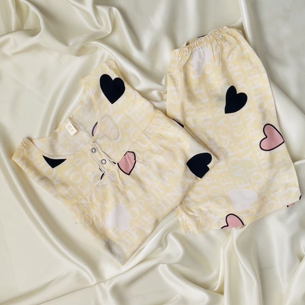 ست راحتی خانگی تاپ شلوارک قلبی