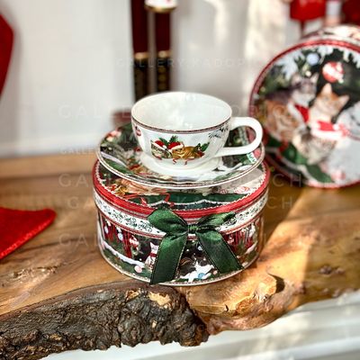 گیفت فنجان طرح گربه کریسمسی