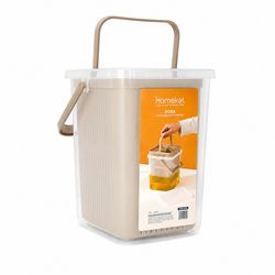 ظرف نگهدارنده با بدنه پلاستیکی هوم کت مدل 3995 مناسب برای قرار دادن پنیر، ترشیجات، زیتون و خیارشور در یخچال