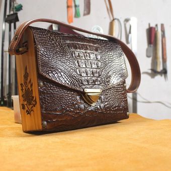 کیف مجلسی چرم دست دوز زنانه کد 330-0517
