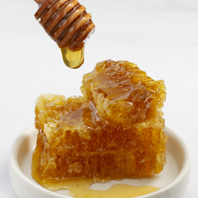 عسل ارگانیک موم دار یک ساله