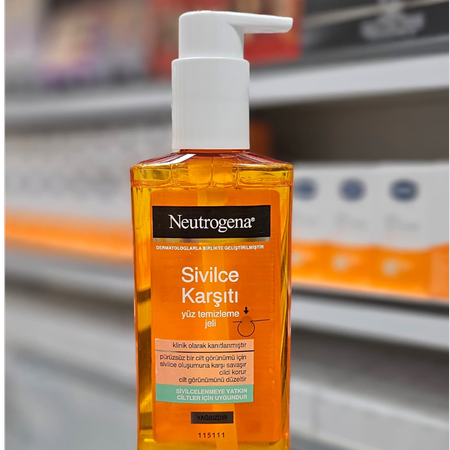 شوینده ضد جوش نوتروژینا